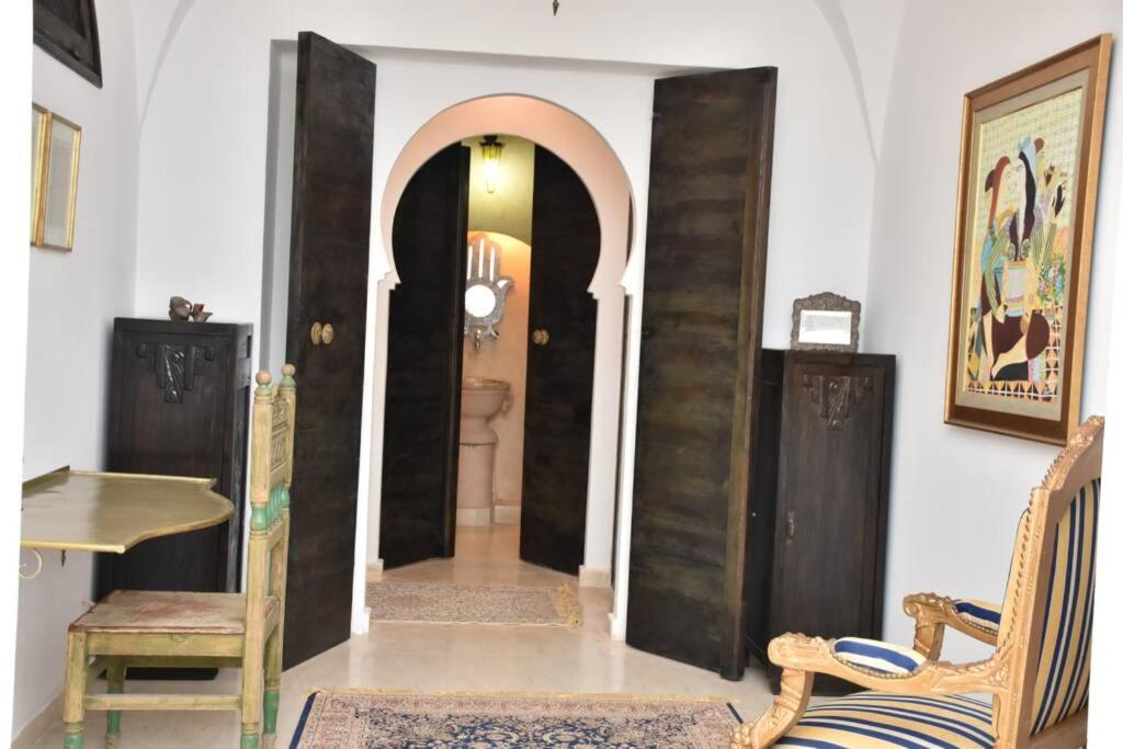 Villa Hannibal Douar ech Chott Exteriör bild