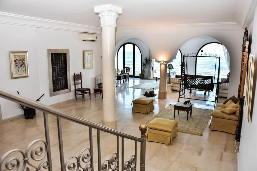 Villa Hannibal Douar ech Chott Exteriör bild